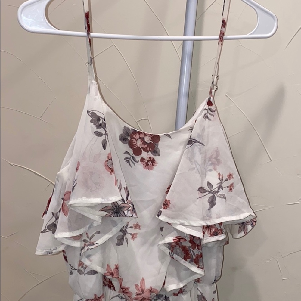 Romper - Picture 2 of 4